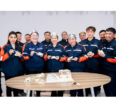 Warm Winter Love at the End of the Year